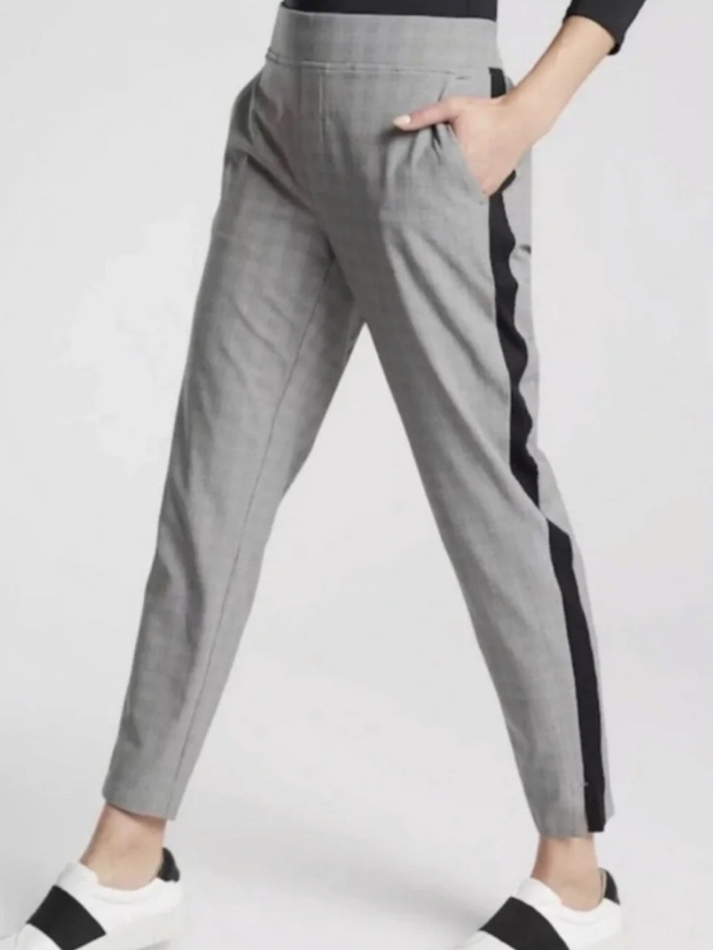 Athleta Brooklyn Plaid Ankle Pants Black White Activewear Casual Women’s Size 10